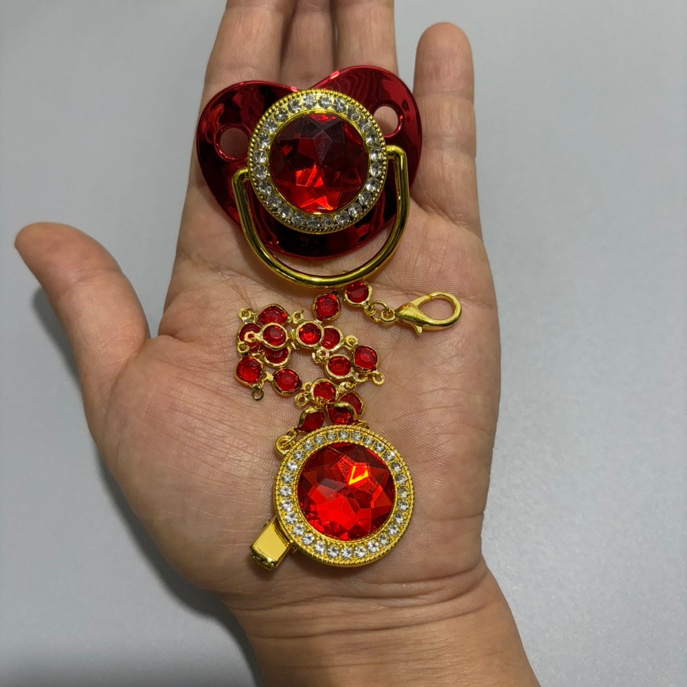 Newborn Gift Set - مصاصة أطفال فاخرة مع غطاء واقي