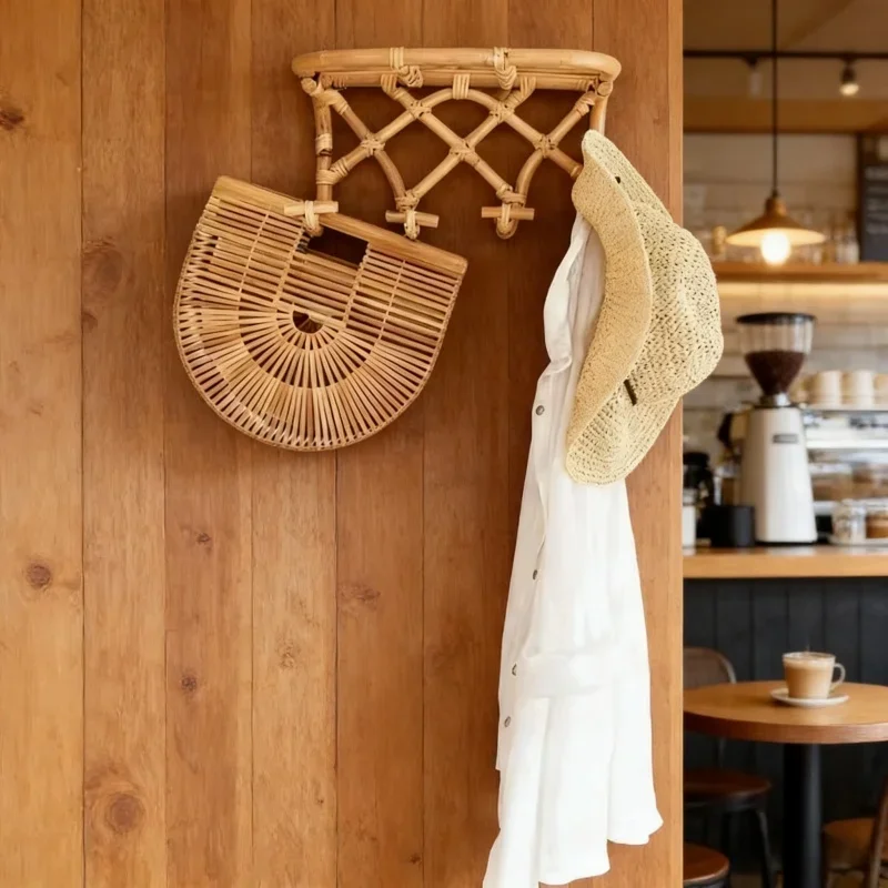 حامل ملابس أطفال من الروطان بت - مراجعة Baby Clothing Hanging Rack وسعره